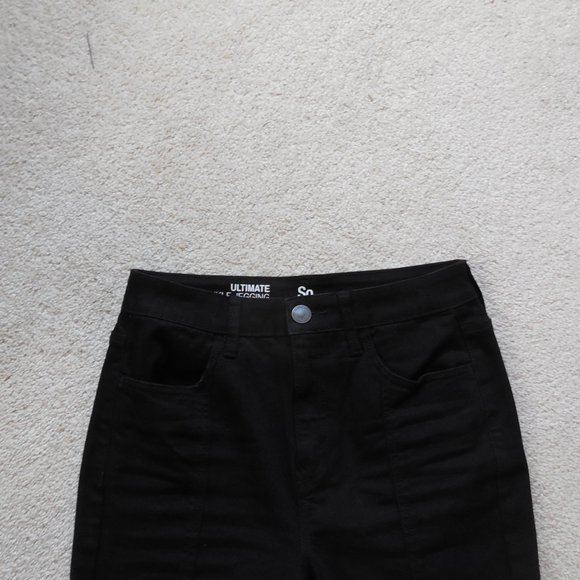 SO Jeans Juniors So Ultimate High Rise Ankle Raw Hem Stretch Denim Jegging Size 1 Black